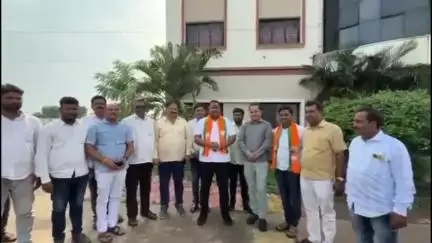 परभणी: पालकमंत्री बोर्डीकर यांच्या संपर्क कार्यालयात आयोजित बैठक रद्द, जिल्हाध्यक्ष सुरेश भुमरे यांची माहिती