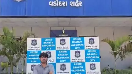 વડોદરા: સમા મંદિરમાંથી રોકડ અને તાંબાની વસ્તુઓની ચોરી કરનાર શખ્સને ક્રાઈમ બ્રાન્ચે કારેલીબાગ પાણીની ટાંકી રોડ પરથી ઝડપી પાડ્યો
