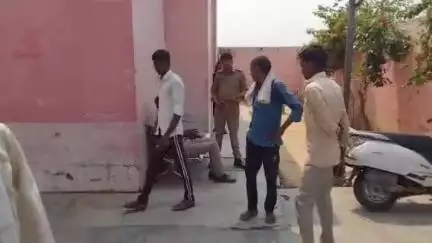 सीतापुर: कमलापुर में सड़क पार कर रही महिला को तेज रफ्तार कार ने कुचला, मौके पर हुई दर्दनाक मौत