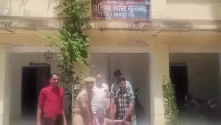 गिर्वा: कुराबड़ पुलिस ने थाना क्षेत्र में भाई की हत्या करने वाले आरोपी को बको हवाला खुर्द के जंगलों से किया गिरफ्तार