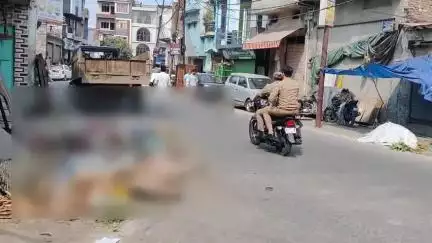 मुज़फ्फरनगर: खालापार क्षेत्र में सड़कों पर पशुओं के अवशेष गिरकर उड़ाई जा रही है जिला प्रशासन की चेतावनी की धज्जियां #jansamasya