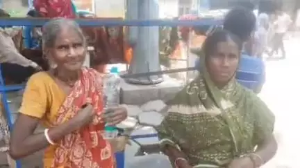 বহরমপুর: কাশিগঞ্জে কর্কেট টিনের বাড়ি তৈরি করতে গিয়ে পড়ে জখম এক রাজমিস্ত্রি লেবার, চিকিৎসার জন্য আনা হয় বহরমপুরMMC&H-এ