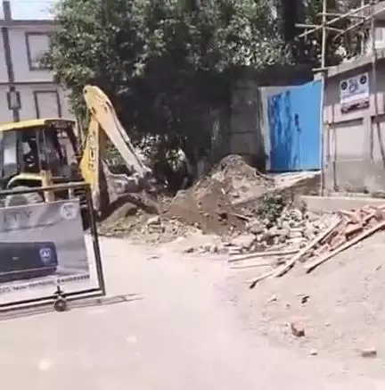 रुद्रपुर: रुद्रपुर के मेट्रोपोलिस में गैस पाइपलाइन लीक, फायर के कर्मचारियों ने मौके पर पहुंचकर शुरू की जांच