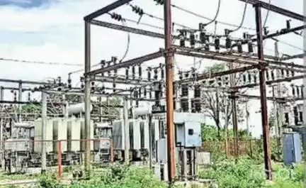 మణుగూరు: బూర్గంపహాడ్ మండలంలోని సారపాక-1,2 లీడర్ మరమత్తుల నిమిత్తం ఆదివారం విద్యుత్ సరఫరాలో అంతరాయం విద్యుత్ శాఖ అధికారులు వెల్లడి