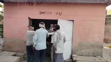 महोबा: कुलपहाड़ में लापता युवक का शव पेड़ से लटका मिला, आत्महत्या की आशंका