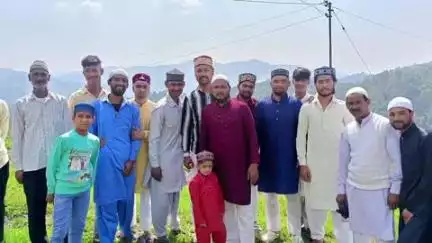 चम्पावत: जिला मुख्यालय में हर्षोल्लास के साथ मनाया गया ईद-उल-अजहा पर्व