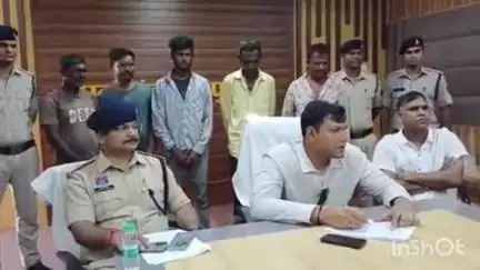 राजनांदगांव: एसपी कार्यालय में प्रेस वार्ता कर पुलिस ने अंतरराज्यीय डकैतों पर की कार्रवाई, पांच आरोपी गिरफ्तार