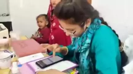 नूरपुर: कोट-पलाहड़ी के PHC में शिशुओं और गर्भवती महिलाओं के स्वास्थ्य तथा भविष्य में होने वाली बीमारियों को लेकर शिविर आयोजित