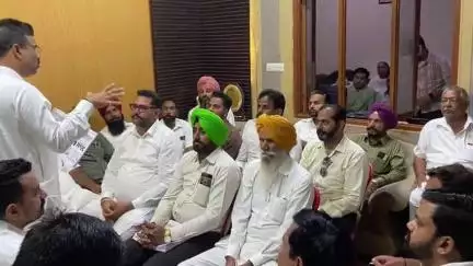ਫਰੀਦਕੋਟ: ਲਾਈਨ ਬਾਜ਼ਾਰ ਵਿਖੇ ਮੋਦੀ ਸਰਕਾਰ ਦੇ 11 ਸਾਲ ਪੂਰੇ ਹੋਣ ਤੇ ਬੀਜੇਪੀ ਨੇ ਕਰਵਾਈ ਜ਼ਿਲਾ ਪੱਧਰੀ ਵਰਕਸ਼ਾਪ, ਸੂਬਾ ਕਮੇਟੀ ਮੈਂਬਰ ਹੋਏ ਸ਼ਾਮਿਲ