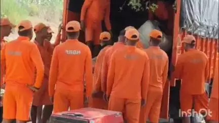 पटोरी: गंगा में लापता सूरज का चार दिन बाद भी नहीं मिला सुराग, NDRF और SDRF की टीम ऑक्सीजन सिलेंडर लेकर नदी में उतरी