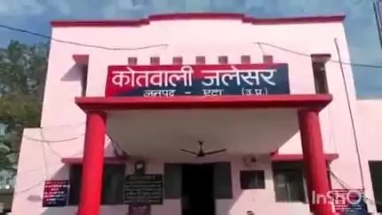 जलेसर: जलेसर थाना क्षेत्र अंतर्गत एक गांव में नाबालिक मंदबुद्धि लड़के के साथ गुटखा का लालच देकर युवक ने किया अप्राकृतिक कृत्य