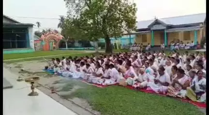 বৰপেটা: বৰপেটা সত্ৰত পালিত আদি সত্ৰাধিকাৰ শ্ৰী শ্ৰী মথুৰা দাস বুঢ়া আতাৰ ৫৩৫ সংখ্যক জন্ম জয়ন্তী উৎসৱৰ সামৰণি