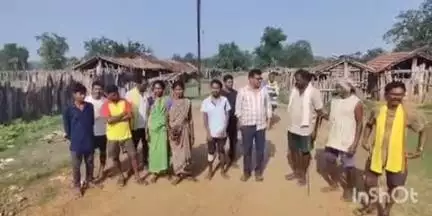 एटापल्ली: पैमा व  वेडम पायली या दोन तालुक्याला जोडणाऱ्या रस्त्याचे दुरुस्ती करा नागरिकांचे डॉक्टर प्रणय खुणे यांच्याकडे मागणी