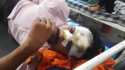 भिंड नगर: रायपुरा सिलौली गांव के बीच बाइक से नीलगाय टकराने से अधेड़ घायल