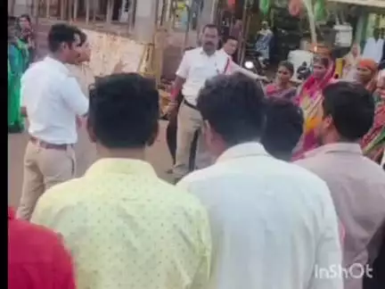 ಹುಮ್ನಾಬಾದ್: ಸಂಚಾರ ನಿಯಮಗಳ ಪಾಲನೆಯಿಂದ ಪ್ರಾಣ ರಕ್ಷಣೆ ಸಾಧ್ಯ : ಪಟ್ಟಣದಲ್ಲಿ ಸಂಚಾರ ಠಾಣೆ ಪಿಎಸ್ಐ ಬಸವಲಿಂಗಪ್ಪ ಗೋಡಿಹಾಳ್