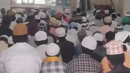 दिग्रस: शहरासह तालुक्यात बकरी ईद शांततेत, सर्व मस्जिद मध्ये अदा करण्यात आली ईदची नमाज
