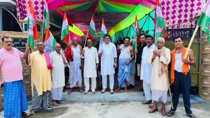बसंतपुर: बसंतपुर प्रखंड क्षेत्र में 'हर घर कांग्रेस का झंडा' कार्यक्रम का सफल आयोजन
