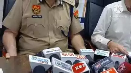 तोशाम: तोशाम में पुलिस अधीक्षक मनवीर सिंह ने किया थाने का औचक निरीक्षण, व्यवस्थाओं की जानकारी ली