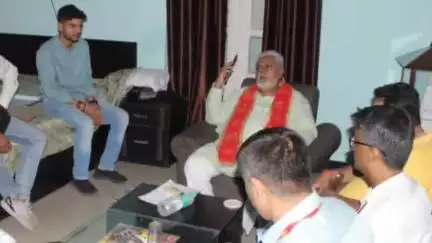 गया टाउन सीडी ब्लॉक: गया सर्किट हाउस में सहकारिता मंत्री डॉ. प्रेम कुमार ने बैंक के साथ की बैठक, सौर ऊर्जा और पशु ऋण पर दिया ज़ोर