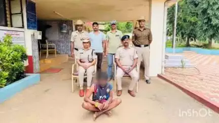 ಶಿರಸಿ: ನಗರ ಠಾಣೆ ಪೊಲೀಸರಿಂದ 15 ವರ್ಷಗಳಿಂದ ನ್ಯಾಯಾಲಯಕ್ಕೆ ಹಾಜಾರಾಗದೇ ತಪ್ಪಿಸಿಕೊಂಡಿದ್ದ ಆರೋಪಿಯ ಬಂಧನ