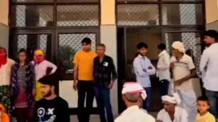 लालसोट: स्टेट हाईवे-24 पर बिडोली के समीप एक निजी बस ने बाइक को मारी टक्कर, एक युवक की मौत, दूसरा गंभीर घायल
