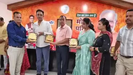 झांसी: झांसी में 'खराब टोंटी बदलो अभियान' का समापन, सांसद अनुराग शर्मा बोले- यह जन-जागरूकता का अनोखा प्रयास