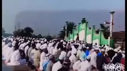 चतरा: चतरा सदर प्रखंड की विभिन्न मस्जिदों और ईदगाहों में ईद-उल-अजहा की नमाज अदा की गई