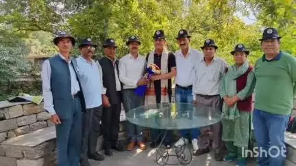 मनाली: मनाली विधायक से एक्स मैन पैरा-मिलिट्री फोर्सेज कल्याण संघ जिला कुल्लू के नव निर्वाचित पदाधिकारी ने की मुलाकात