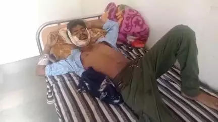 गोपद बनास: गोंडवहना में सड़क दुर्घटना में घायल हुआ एक तेज रफ़्तार बाइक चालक, अस्पताल में कराया गया भर्ती
