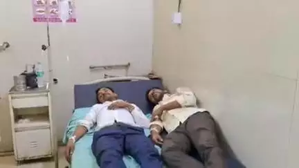फिरोज़ाबाद: संत नगर में मेटल चूड़ी फैक्ट्री के 5 मजदूरों की तबियत बिगड़ी