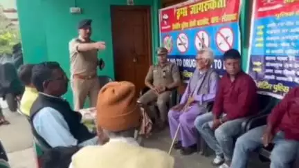 बाराकोट: सीओ शिवराज सिंह राणा ने बाराकोट पुलिस चौकी का किया आकस्मिक निरीक्षण