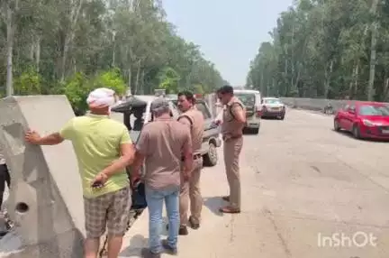 हरिद्वार: नजीबाबाद NH पर रसियाबड़ में ओमनी वैन क्रॉस बैरियर से टकराई, एक की मौत और 3 घायल