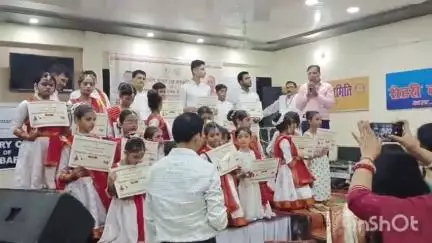 तिलोई: फुरसतगंज के बाबा राधेश्याम कथक केंद्र के बच्चों ने प्रस्तुत किया सांस्कृतिक कार्यक्रम