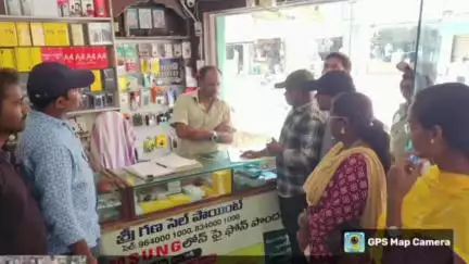 జగిత్యాల: మున్సిపాలిటీ పరిధిలోని అన్ని వార్డుల్లో ఇంటింటా చెత్తను వేరు చేయు విధానంపై అవగాహన కార్యక్రమాలు