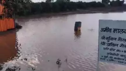 वैजापूर: गोळवाडी शिवारात मुसळधार पाऊस,शेतात साचले तळे