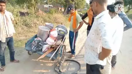 अमरिया: अमरिया थाना क्षेत्र में ठेली को मारी टक्कर, ठेली मालिक बाल-बाल बचा