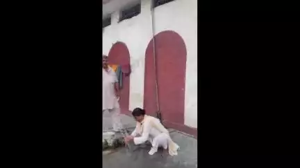 पांवटा साहिब: पावंटा के ऐतिहासिक गुरूद्वारे के बाहर बने शौचालय में विभाग ने दी बिजली, खबर का हुआ असर#jnsmsya