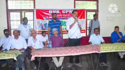 ఖమ్మం అర్బన్: ఆరోగ్యాన్ని కాపాడుకోవడమే ప్రథమ కర్తవ్యం: నగరంలో రాష్ట్ర గిడ్డంగుల సంస్థ ఛైర్మన్ రాయల నాగేశ్వరరావు