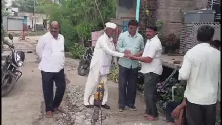 कन्नड: शेलगावमध्ये भूमिगत गटार कामाचे उद्घाटन; स्वच्छतेच्या दिशेने आदर्श गाव बनवण्याचा निर्धार