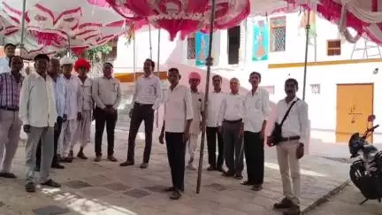 सुमेरपुर: सुमेरपुर मेघवाल समाज के आराग्य देव बाबा रामसा पीर और अंशी बाई के 73वें वार्षिक मेले को लेकर समाज बंधु जुटे तैयारियों में