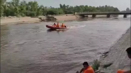 बज्जू: दूसरे दिन भी महिला का नहीं मिला सुराग, बज्जू क्षेत्र में नहर में सर्च अभियान जारी, SDRF टीम जांच में जुटी