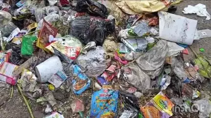 कोल: सराय रहमान,नगर निगम के दावों की खुली पोल,त्योहार के दिन गंदगी को देख भड़के लोग #jansamasya