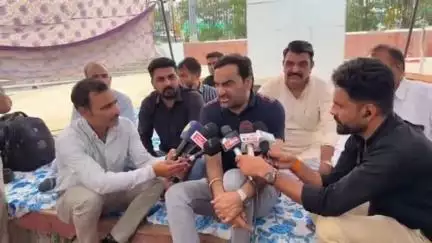 नागौर: नागौर सांसद हनुमान बेनीवाल ने शहीद स्मारक पर मीडिया से बातचीत में दिल्ली कुच करने की दी चेतावनी