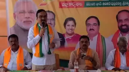 అభివృద్ధి, సంక్షేమ కార్యక్రమాలను గ్రామస్థాయిలో వివరించాలి: బీజేపీ జిల్లా అధ్యక్షుడు జీఎం శేఖర్