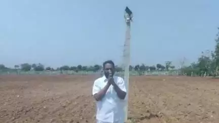 సూర్యాపేట: నా భూమిని కబ్జా చేశారు న్యాయం చేయండి అని బాలెంల గ్రామానికి చెందిన ఓ వ్యక్తి ఆవేదన