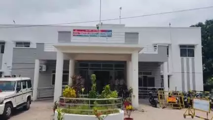 सिवनी: कोतवाली पुलिस ने बाइक चोरी की वारदातों का पर्दाफाश किया, 2 चोर गिरफ्तार, चोरी की 10 बाइक बरामद