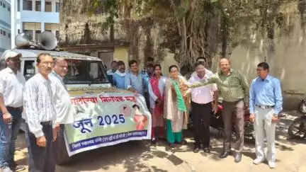 बालाघाट: सीएमएचओ कार्यालय से मलेरिया निरोधक रथ रवाना, विभिन्न विकास खंडों में फैलाएगा जागरूकता