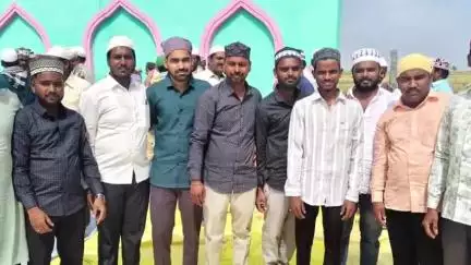 ಕುರುಗೊಡು: ತಾಲೂಕಿನ ಗೆಣೆಕೆಹಾಳು ಗ್ರಾಮದಲ್ಲಿ ಬಕ್ರೀದ್ ಹಬ್ಬದ ಧಾರ್ಮಿಕ ಆಚರಣೆ