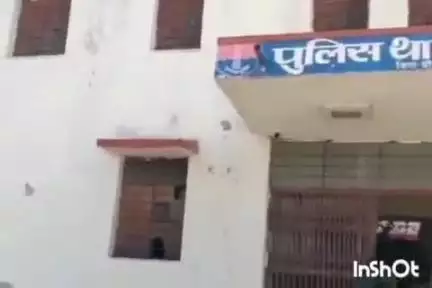 अरथूना: जोलाना चौकी पुलिस ने तारियापाड़ा गांव में अवैध शराब पर की कार्रवाई, एक आरोपी को अंग्रेजी शराब के साथ किया गिरफ्तार