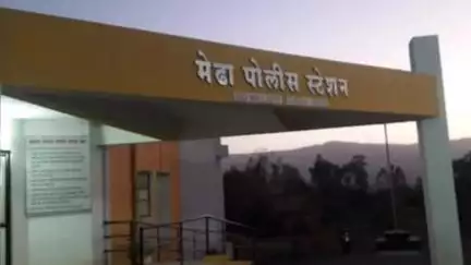 जावळी: एक वर्षापासून पोलिसांना गुंगारा : बलात्काराच्या गुह्यातील फरारी आरोपीच्या मेढा पोलीसांनी आवळल्या मुसक्या